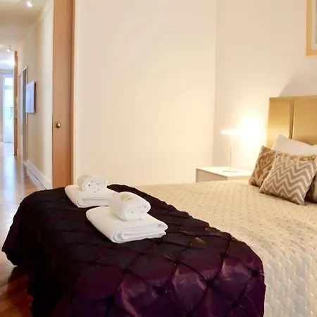 Luxury Building For Groups 12