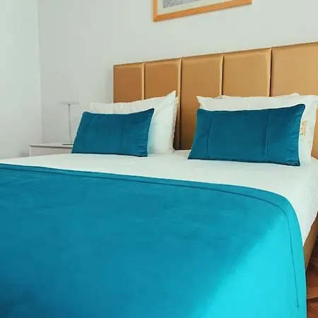 Luxury Building For Groups 12 Oporto