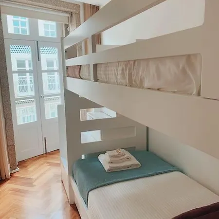 Luxury Building For Groups 12 * Oporto
