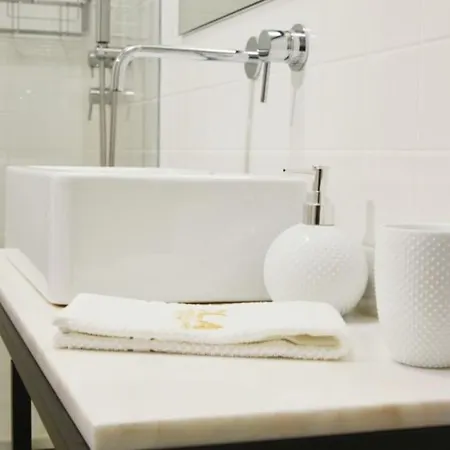 Luxury Building For Groups 12 * Porto